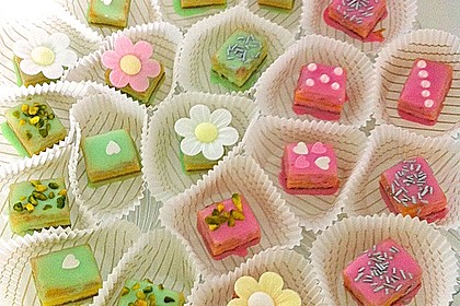 Petits Fours 19