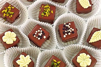 Petits Fours 13