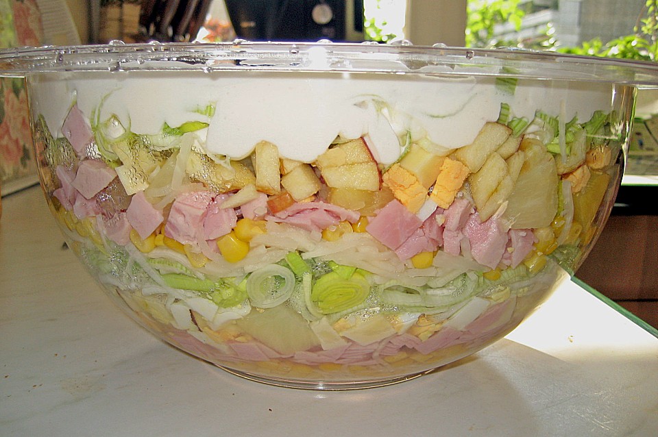 Fruchtig - pikanter Schichtsalat (Rezept mit Bild) | Chefkoch.de