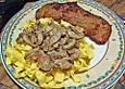 Kalbsschnitzel Parmigiani mit Pfifferlingsragout