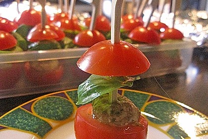 Mozzarella - Tomaten Spieße 10