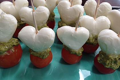 Mozzarella - Tomaten Spieße 13