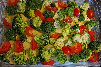 Kartoffelauflauf mit Brokkoli und Tomaten 9