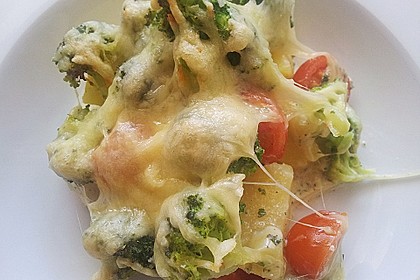 Kartoffelauflauf mit Brokkoli und Tomaten 1