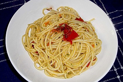 Spaghetti in Knoblauch und &Ouml;l 5