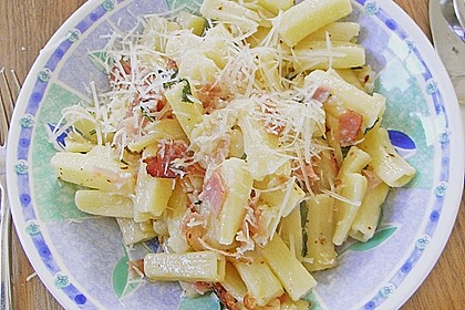 Spaghetti in Knoblauch und &Ouml;l 6