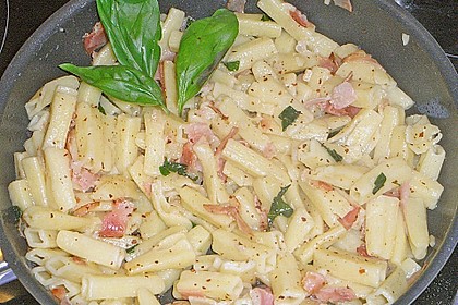 Spaghetti in Knoblauch und &Ouml;l 7