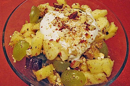 S&uuml;&szlig; - saurer Obstsalat