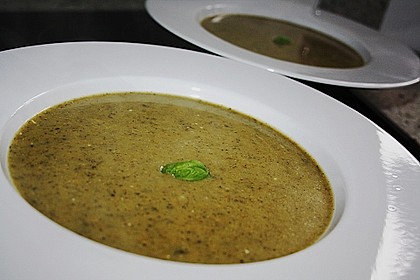 Brokkoli - Basilikum Suppe 7