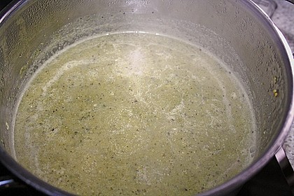 Brokkoli - Basilikum Suppe 14