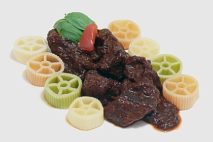 Rindergulasch, rostbraun 4