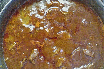 Rindergulasch, rostbraun 12