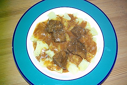 Rindergulasch, rostbraun 19