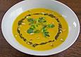 Karottensuppe mit Rucola - Pesto