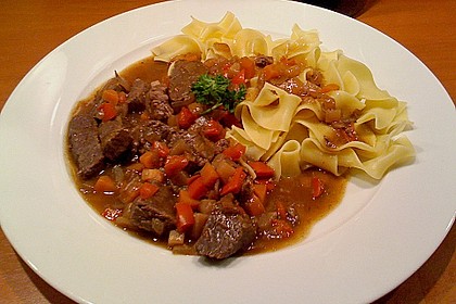 Gulasch nach Oma Magda 12