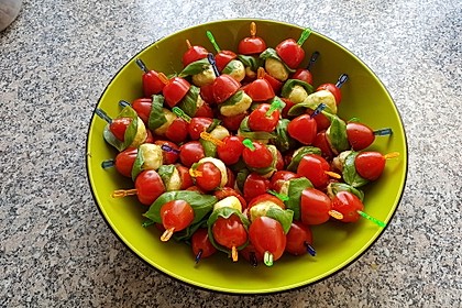 Tomaten - Mozzarella - Spieße 10