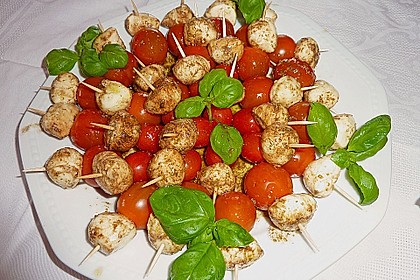 Tomaten - Mozzarella - Spieße 22