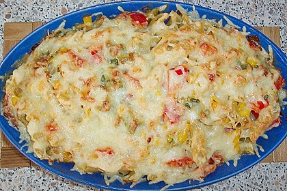 Bester bunter Nudelauflauf mit Mais und Paprika 1