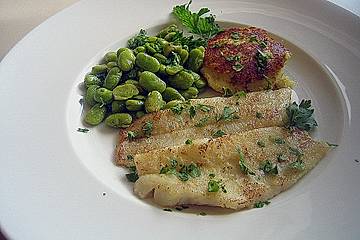 Grenadierfisch an dicken Bohnen