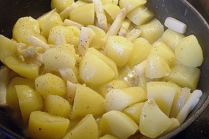 Spargel und Kartoffeln in Pfeffersauce 1