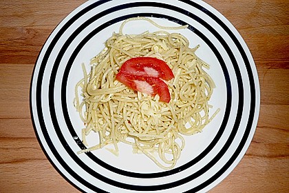 Spaghetti - K&auml;se - Salat 1