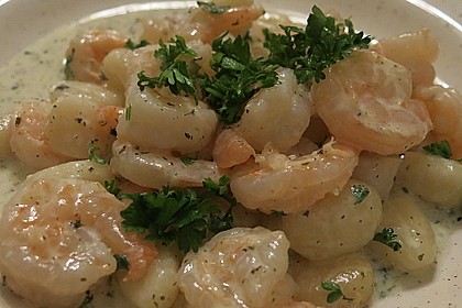 Gnocchi mit Garnelen-Trüffel-Kräuter-Soße 2