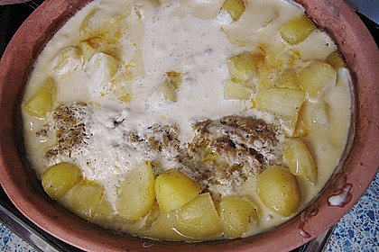 Römertopf - Kräuterhackroulade mit Sahnekartoffeln 2