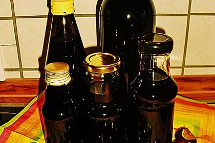 Holundersaft bei Erkältung / Basissaft 10