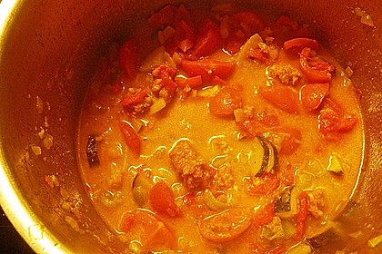 Nudeln mit mediterraner Gem&uuml;seso&szlig;e