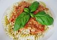 Spaghetti mit Tomaten - Thunfisch - Sahne - So&szlig;e