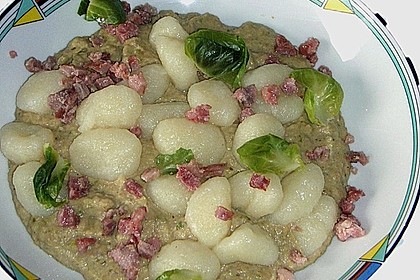 Gnocchi mit Rosenkohl und Speck 1