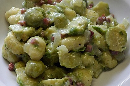 Gnocchi mit Rosenkohl und Speck 3