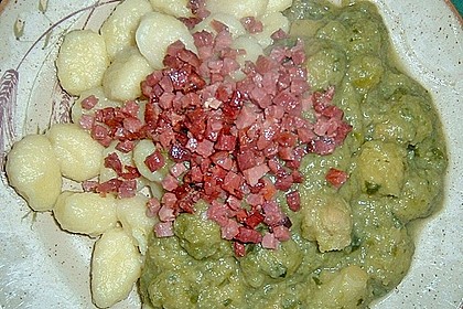Gnocchi mit Rosenkohl und Speck 4