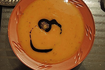 Annas Kürbiscremesuppe mit Maronen 2