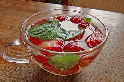 Erdbeerbowle 2