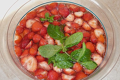 Erdbeerbowle 3