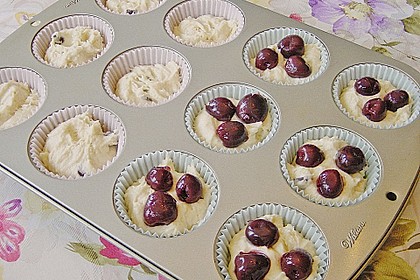 Stracciatella - Kirsch Muffins 22