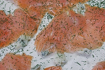 Pikante Blätterteigschnecken mit Lachs 4