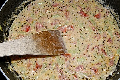 Spaghetti in Feta - Tomate - Gurken - Sauce 2