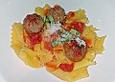 K&uuml;rbispapardelle mit Fleischb&auml;llchen