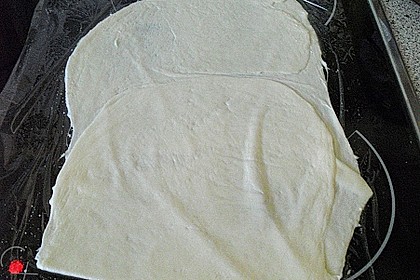 Mozzarella - R&ouml;llchen mit Lachs auf Rauke 23