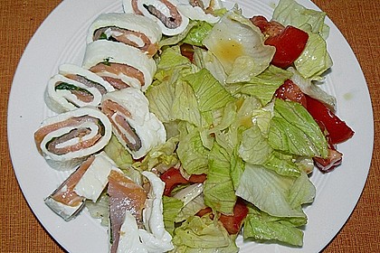 Mozzarella - R&ouml;llchen mit Lachs auf Rauke 4