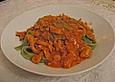 H&auml;hnchenbrustfilet, geschnetzelt in Pfefferrahmsauce