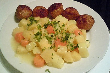 Hackb&auml;llchen auf Steckr&uuml;bengem&uuml;se 1