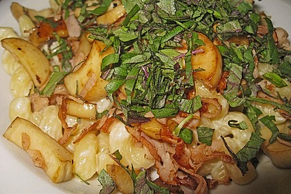 Tagliatelle mit Sahne-Pilzsauce 26