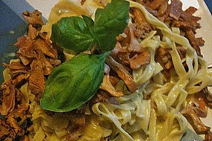 Tagliatelle mit Sahne-Pilzsauce 31