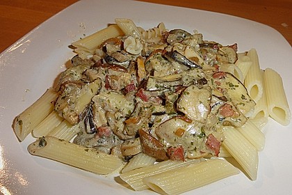 Tagliatelle mit Sahne-Pilzsauce 18