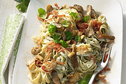 Tagliatelle mit Sahne-Pilzsauce 5