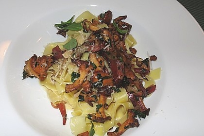 Tagliatelle mit Sahne-Pilzsauce 6