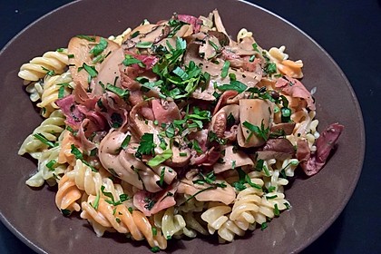 Tagliatelle mit Sahne-Pilzsauce 2